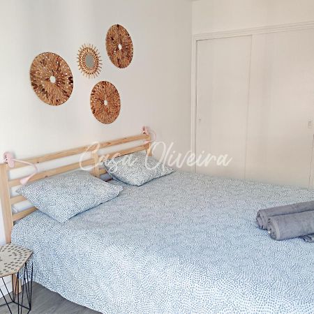 Casa Oliveira - Sunny 2-Bed Retreat Steps From The Beach Armação de Pêra 외부 사진