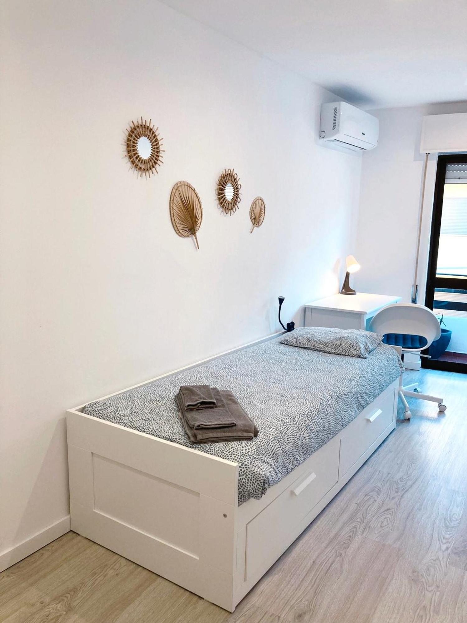 Casa Oliveira - Sunny 2-Bed Retreat Steps From The Beach Armação de Pêra 외부 사진